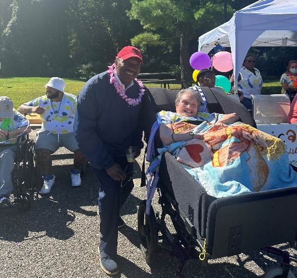 Beach Party at the Helen Kaplan Center Celebrates End of Summer and DSP Week