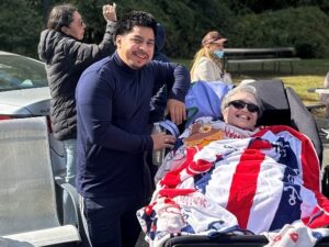 A Helen Kaplan Center resident and staff member