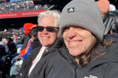 Lizzie Grogan and Jamie Allen at the Mets game